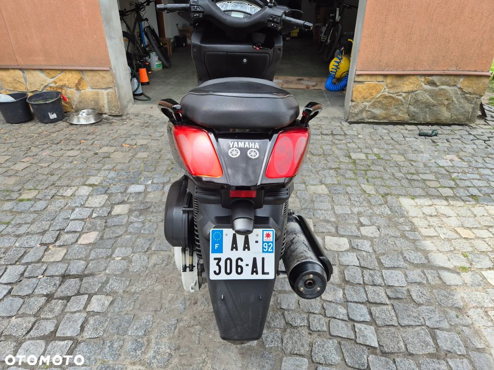 Yamaha X-max - 9