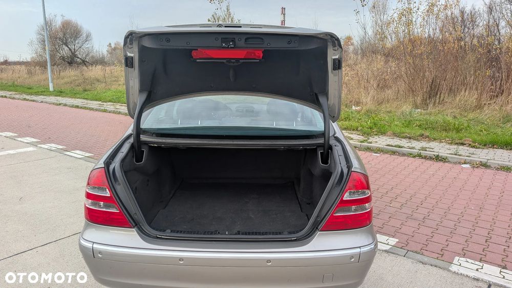 Mercedes-Benz Klasa E 200 Kompressor Automatik Elegance - 12