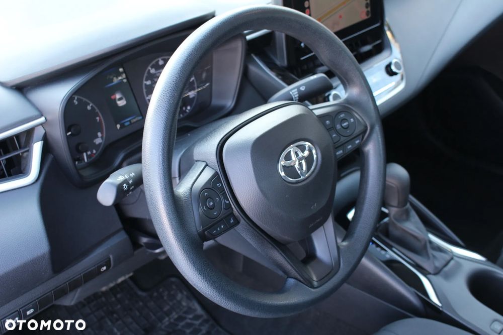 Toyota Corolla - 10