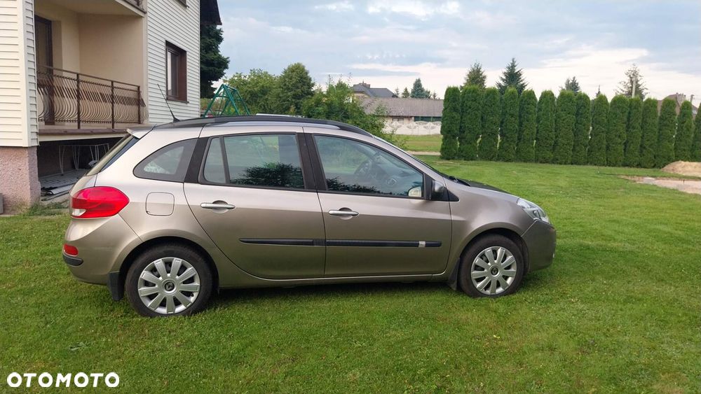 Renault Clio - 5