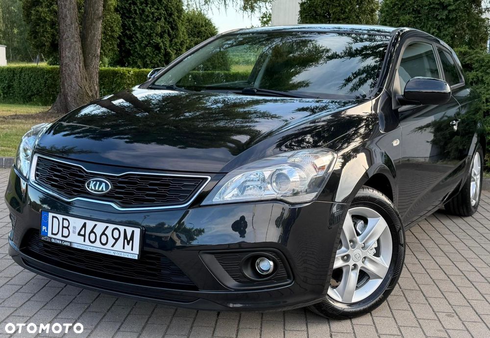 Kia ProCeed 1.4 CVVT Dream-Team Edition - 2