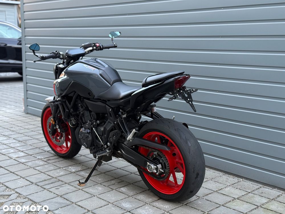 Yamaha MT - 5