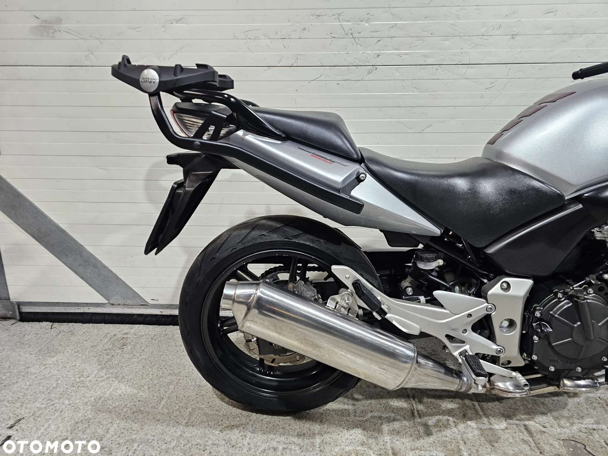 Honda CBF - 19