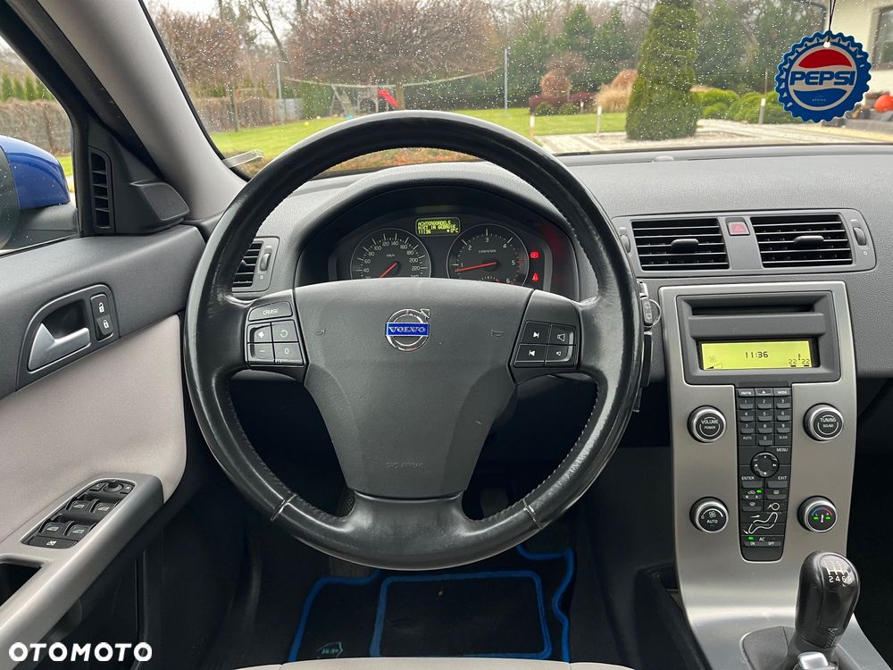 Volvo V50 D5 Momentum - 6