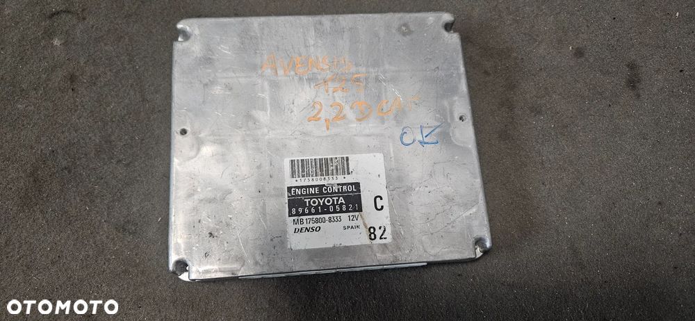 Komputer sterownik silnika Toyota Avensis T25 2,2 D-CAT 89661-05821 175800-8333 - 1