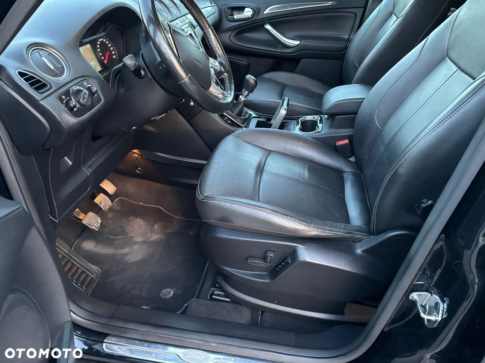 Ford S-Max 2.0 TDCi DPF Titanium - 18