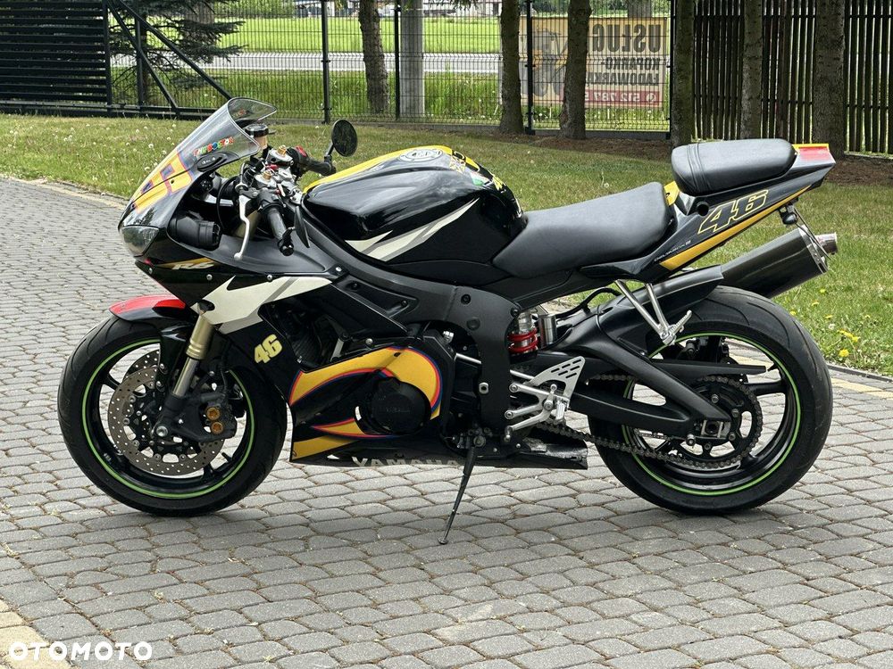Yamaha R6 - 9