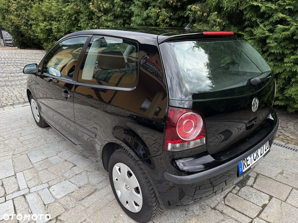 Volkswagen Polo 1.4 16V Trendline - 6