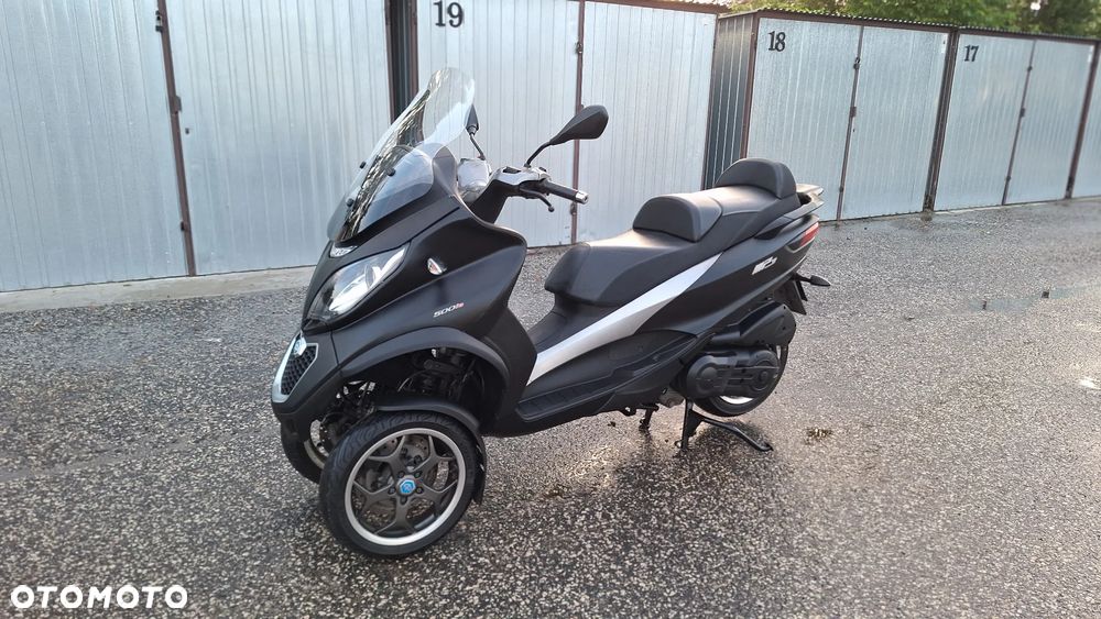 Piaggio MP-3 - 2