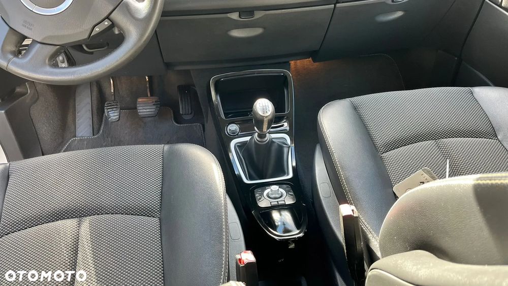 Renault Grand Espace 2.0 dCi 150 FAP Celsium - 16