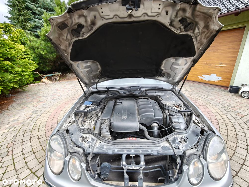 Mercedes-Benz Klasa E - 18