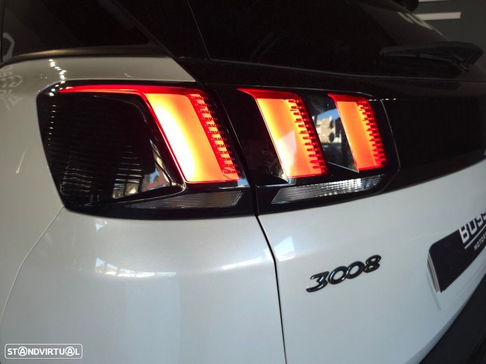 Peugeot 3008 1.5 BlueHDi Allure Pack EAT8 - 13