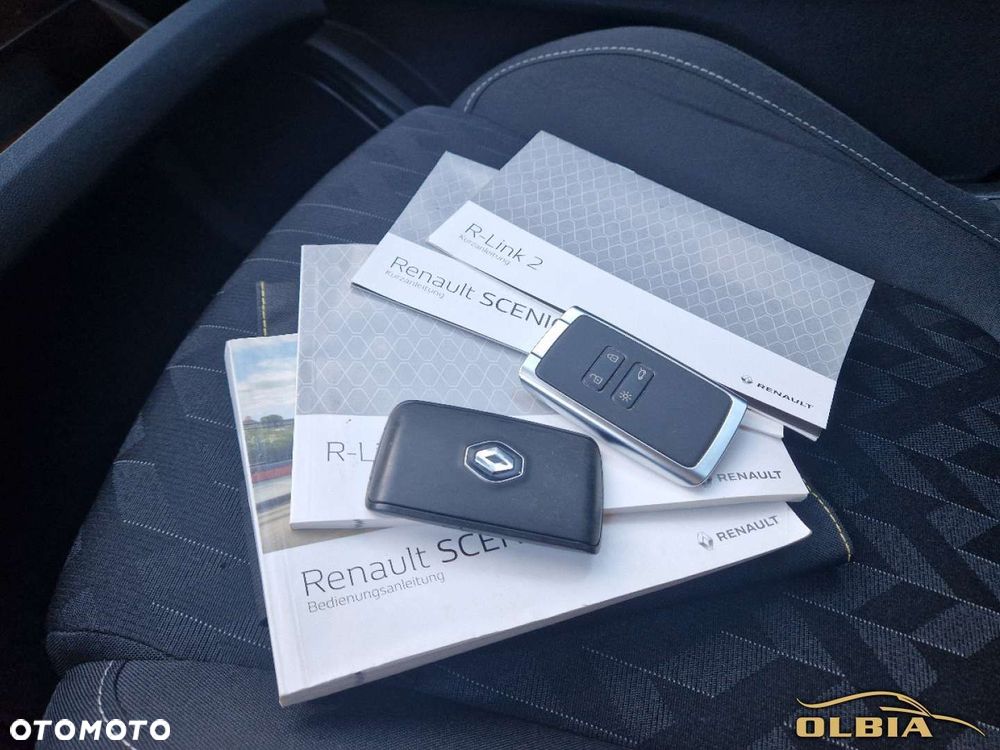 Renault Grand Scenic - 34