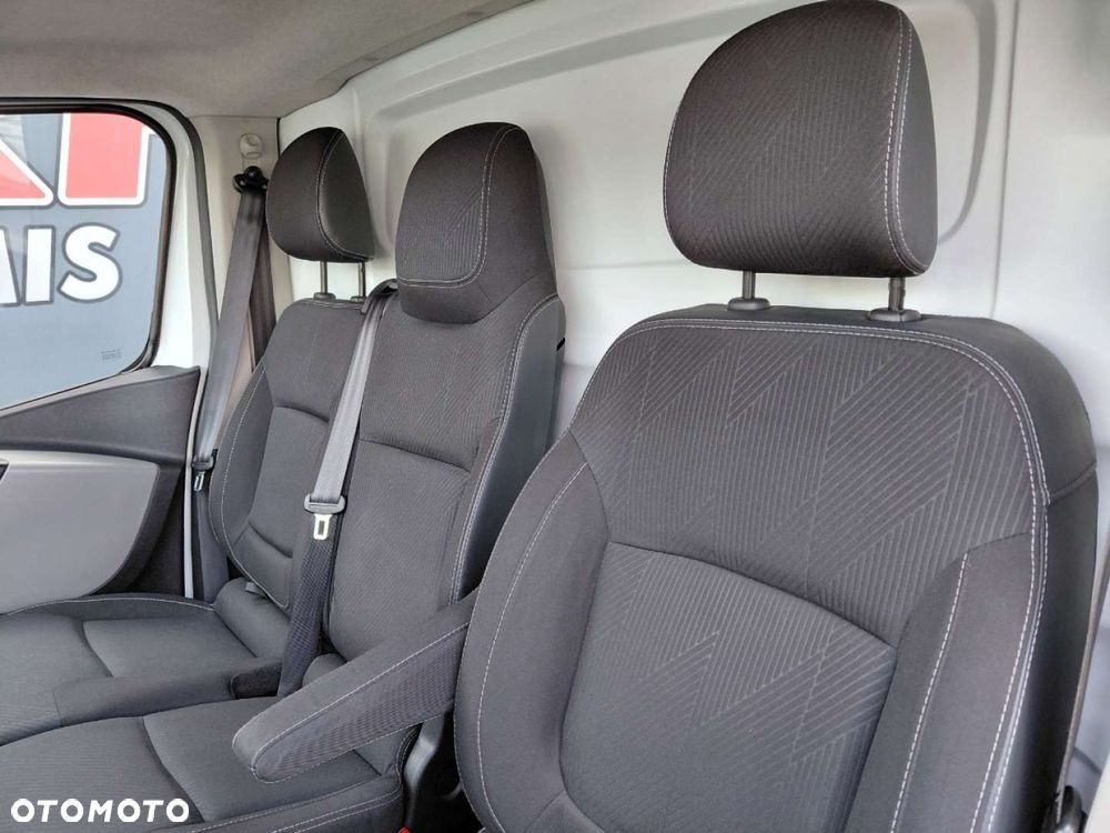 Renault TRAFIC - 13