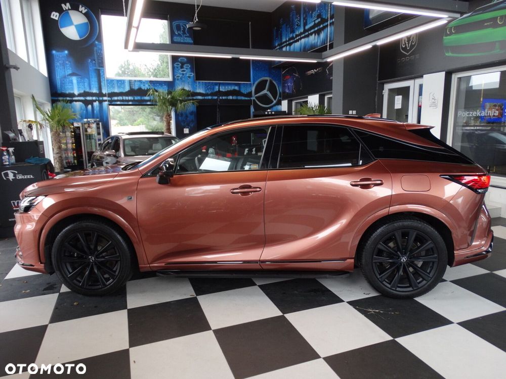 Lexus RX - 8