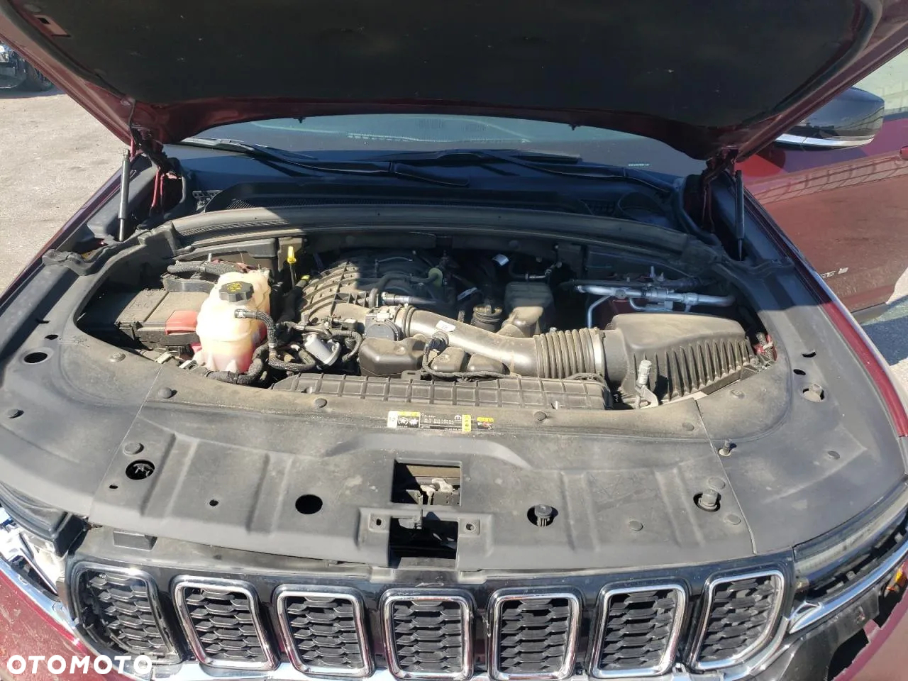 Jeep Grand Cherokee - 12