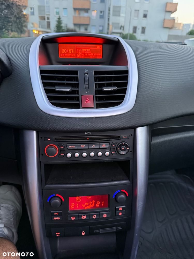 Peugeot 207 CC FAP 110 (Blue Lion) Premium - 30