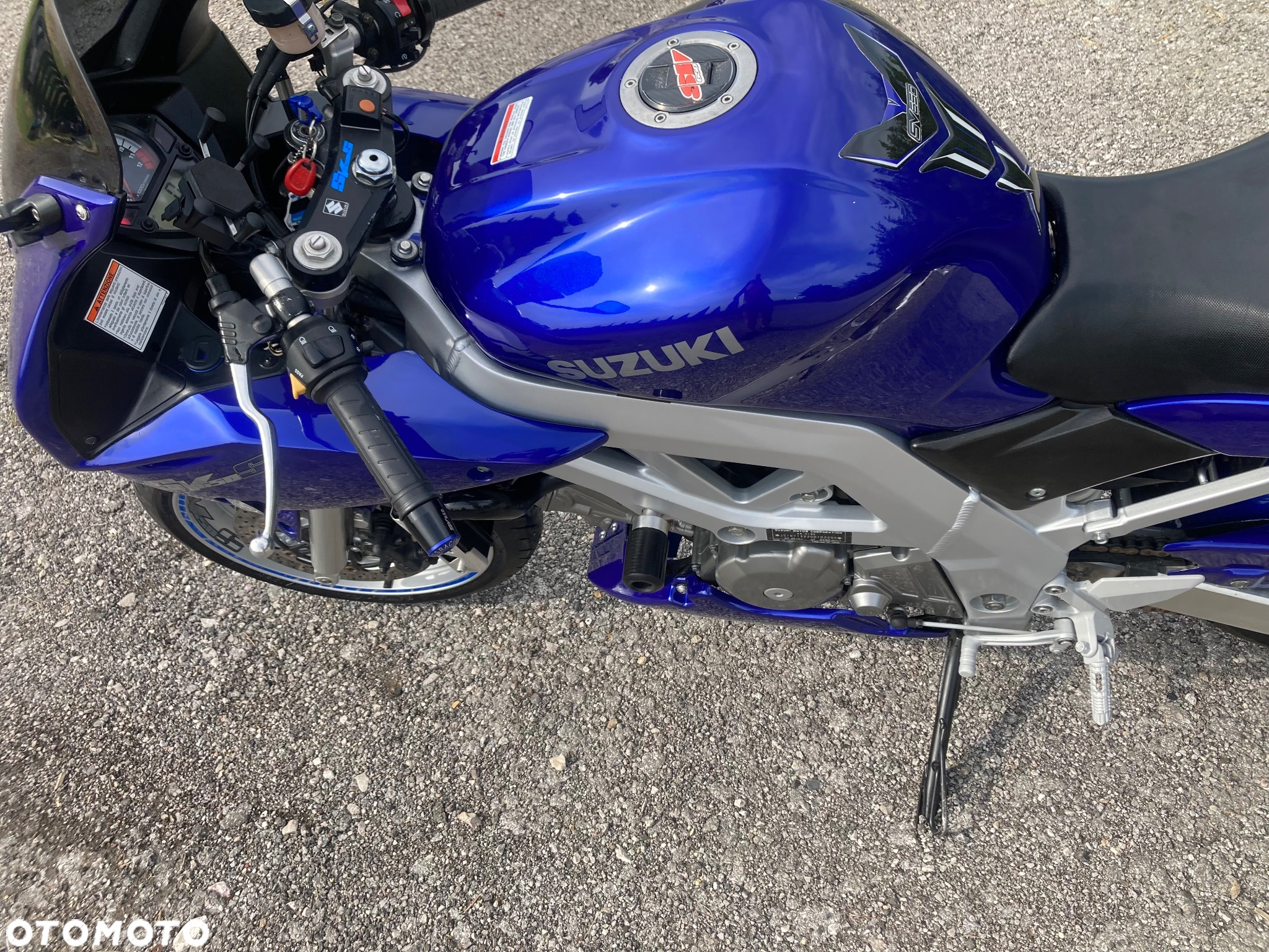 Suzuki SV - 8