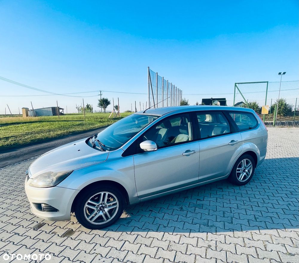 Ford Focus 1.6 TDCi Ambiente - 2