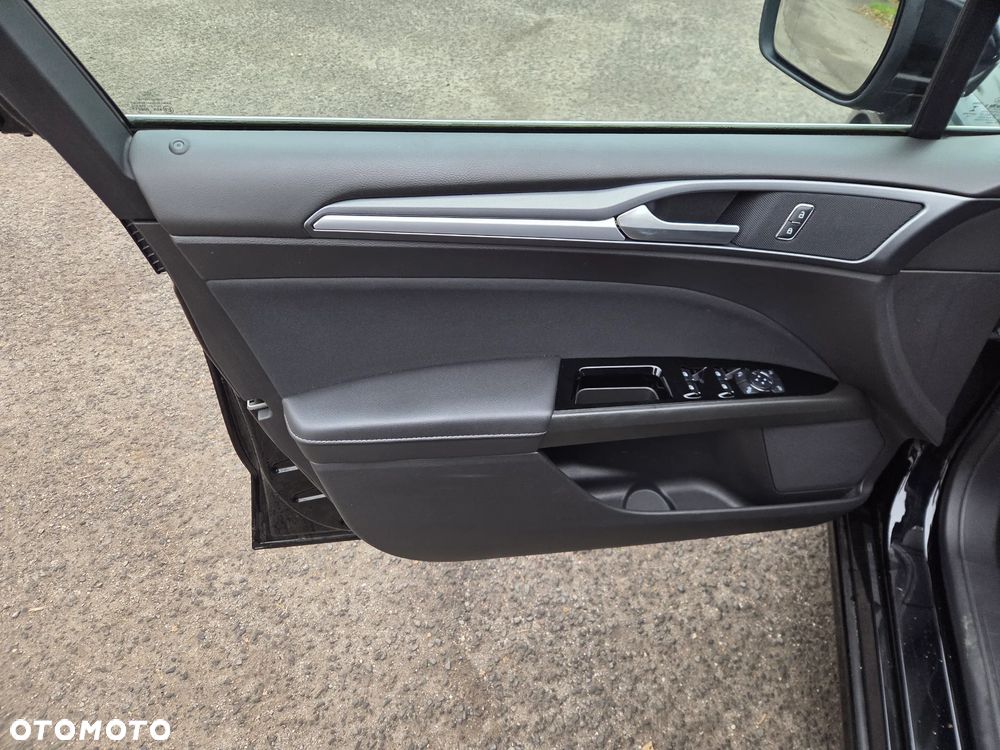 Ford Mondeo 2.0 TDCi Trend - 10