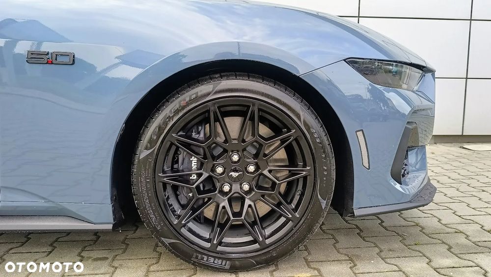 Ford Mustang - 9