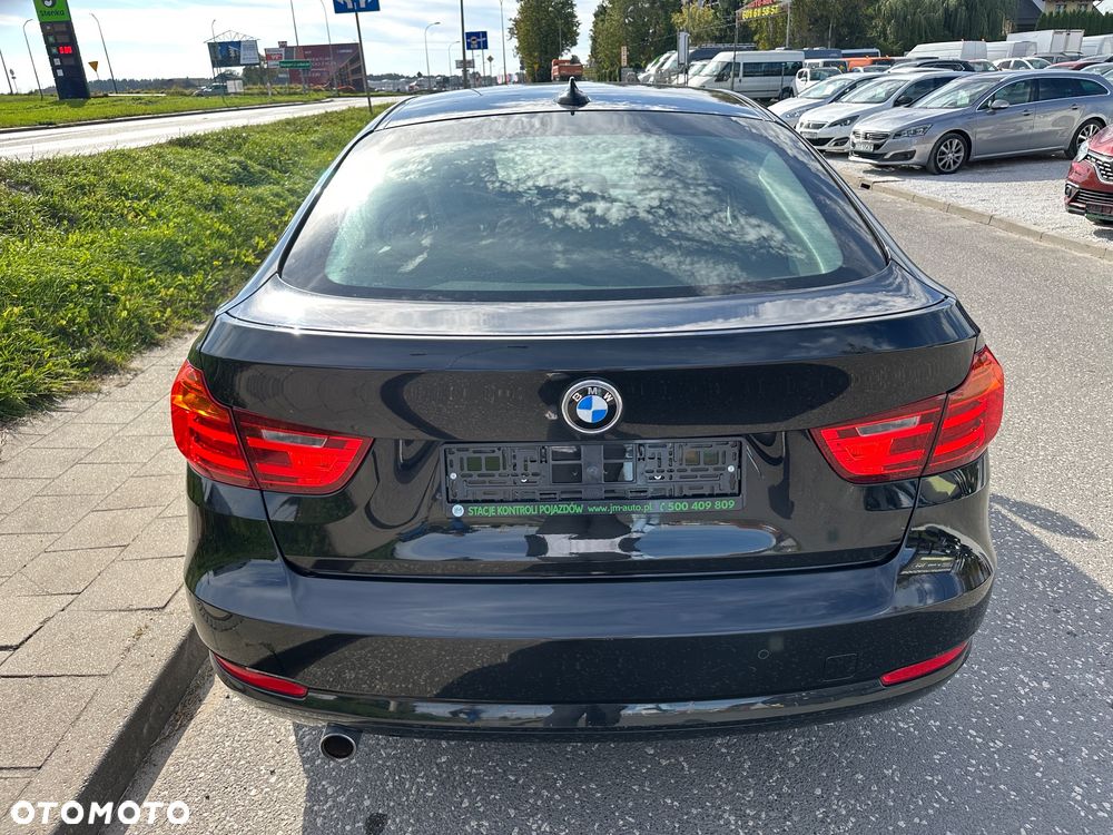 BMW 3GT 318d Luxury Line - 16