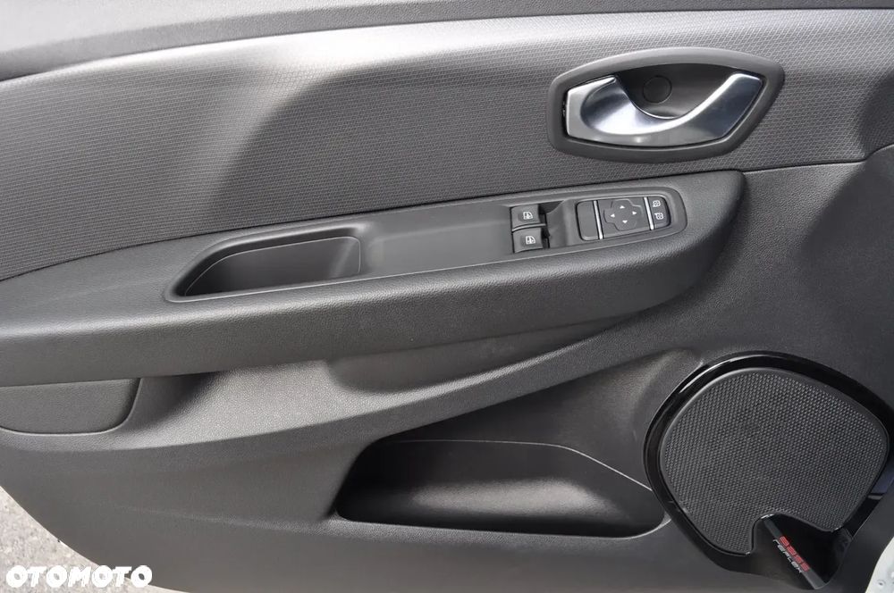 Renault Clio (Energy) TCe 75 Start & Stop LIMITED - 36