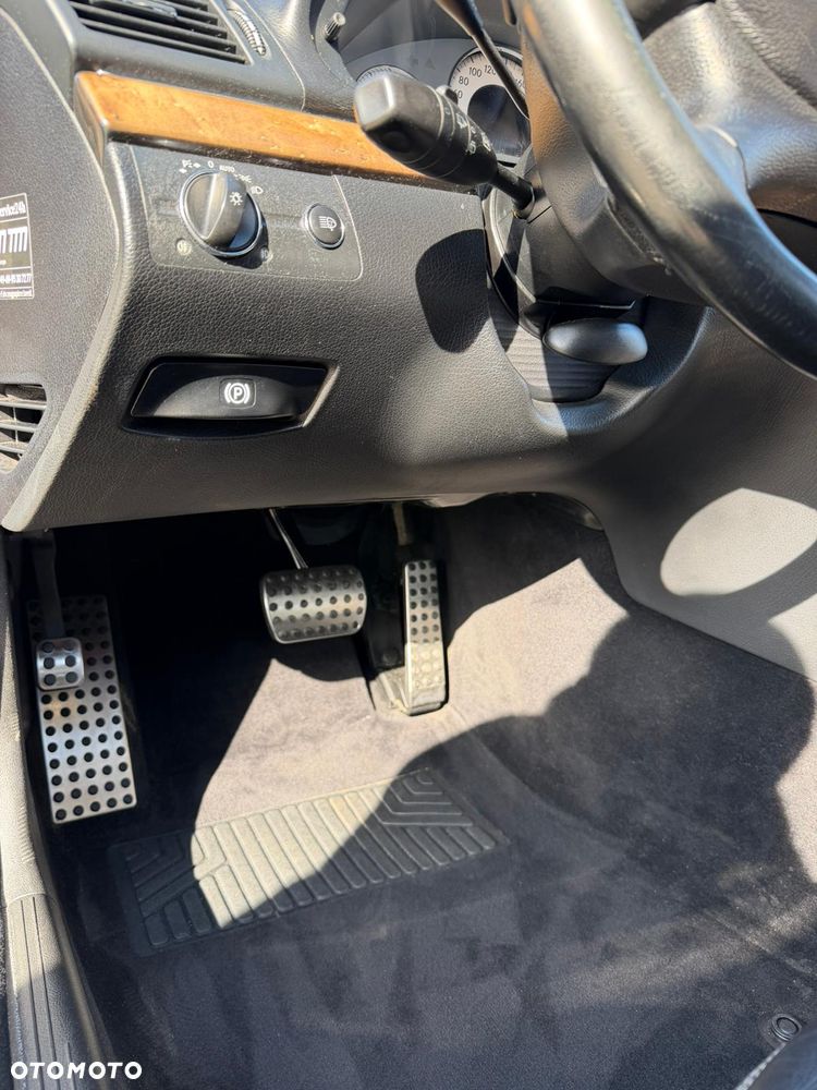 Mercedes-Benz Klasa E - 8