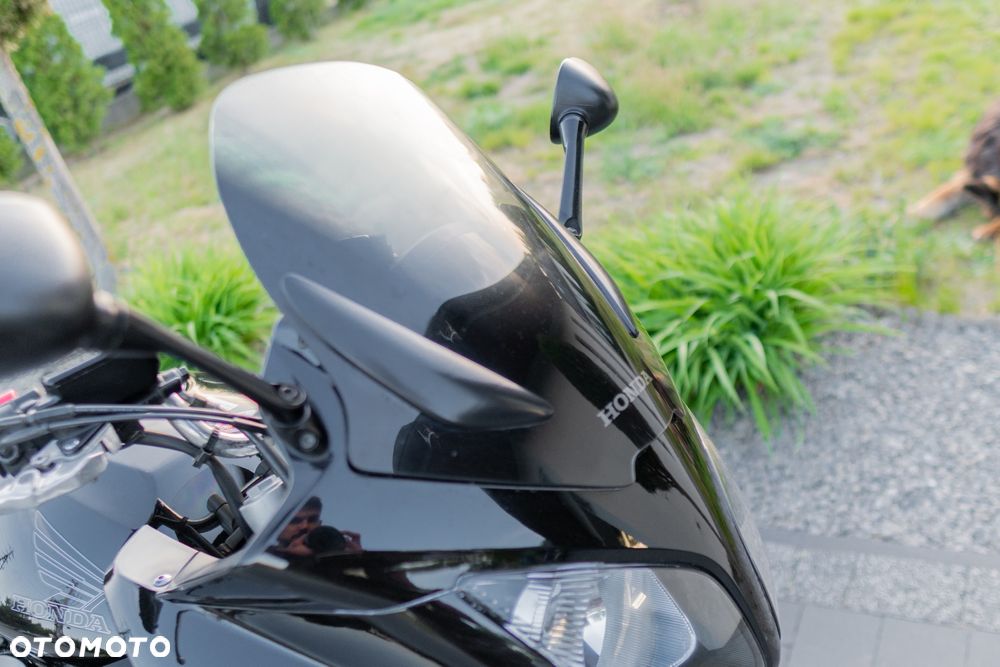 Honda CBF - 16