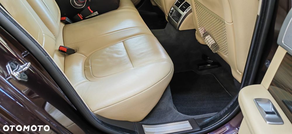 Jaguar XF 2.2 D Premium Luxury - 8