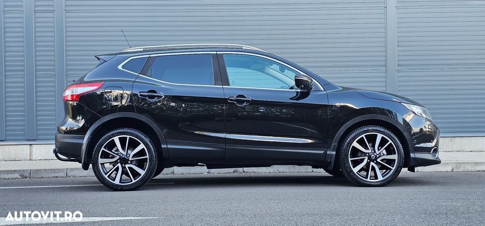 Nissan Qashqai 1.6 dCi DPF tekna - 33