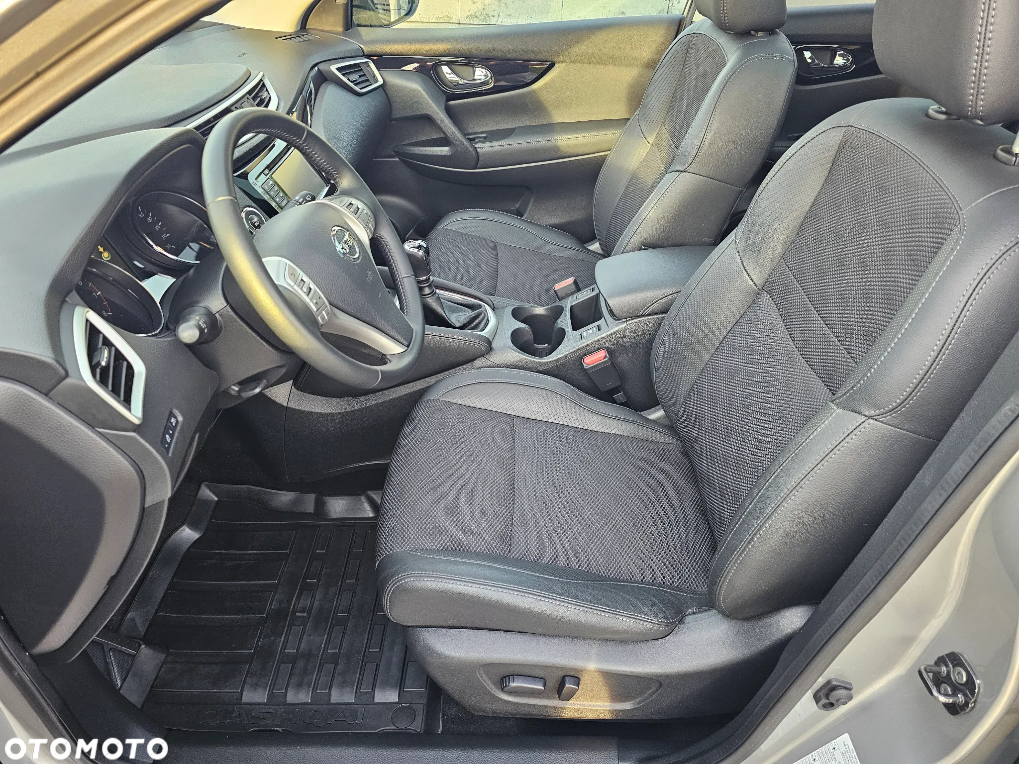 Nissan Qashqai 1.6 DIG-T Tekna - 15
