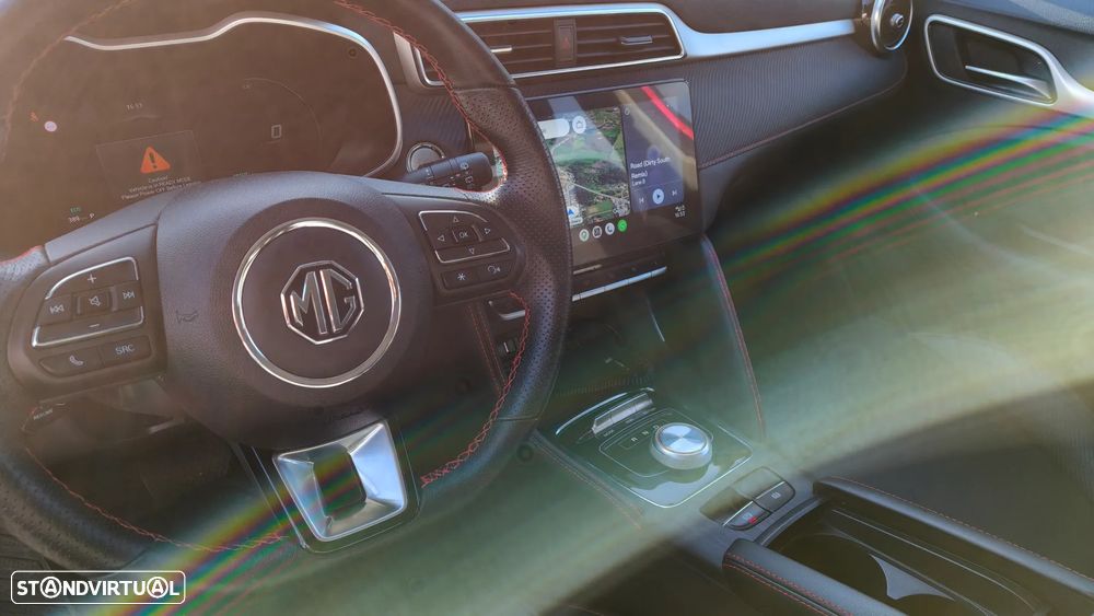 MG ZS EV 72.6 kWh Luxury - 12