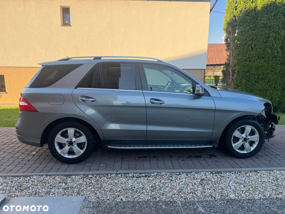 Mercedes-Benz ML 350 BlueTEC 4MATIC 7G-TRONIC Edition 1 - 5