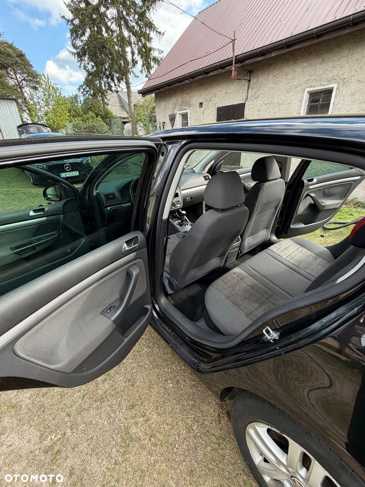 Volkswagen Golf 1.6 Trendline - 12