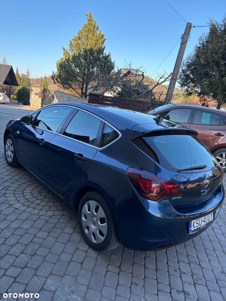 Opel Astra 1.7 CDTI Edition - 8