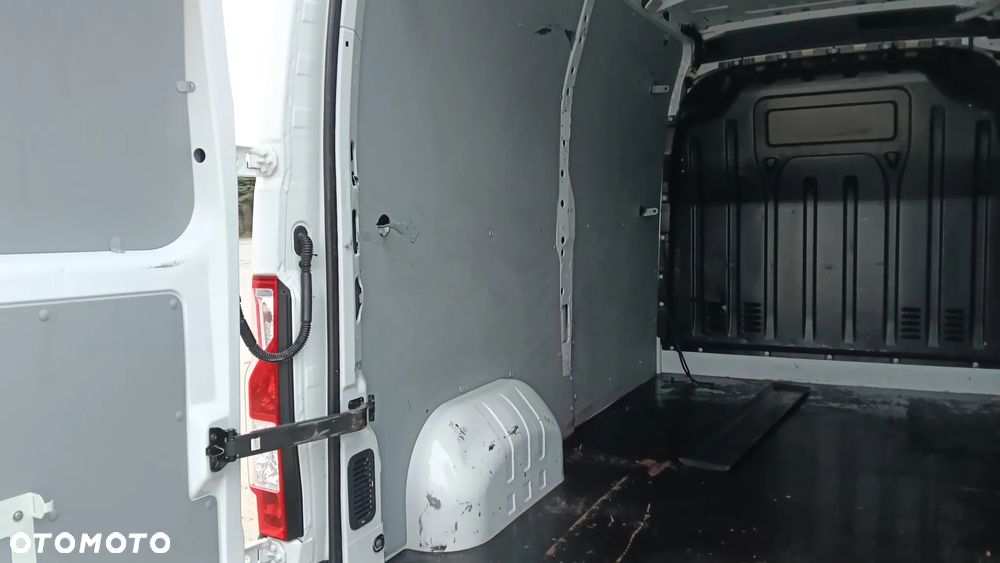 Renault Master - 36