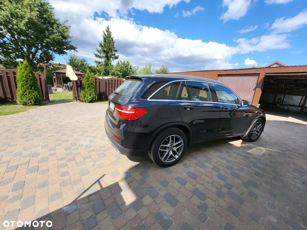 Mercedes-Benz GLC 220 d 4-Matic - 4
