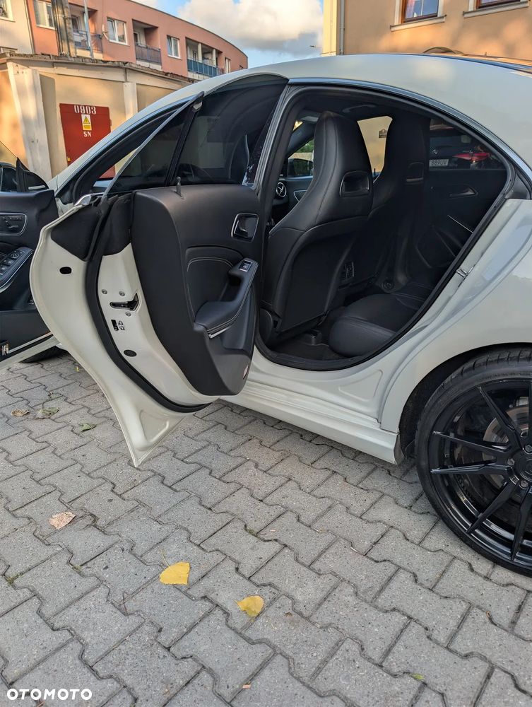 Mercedes-Benz CLA 250 7G-DCT Sport - 16