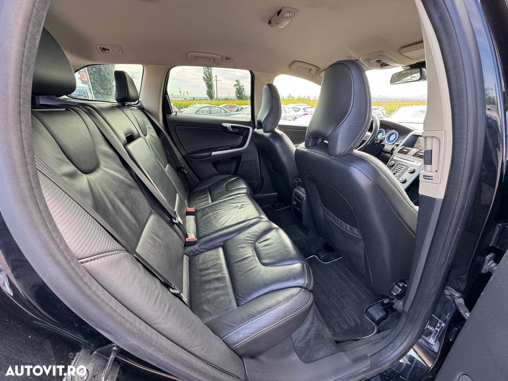 Volvo XC 60 D4 Rdesign - 17