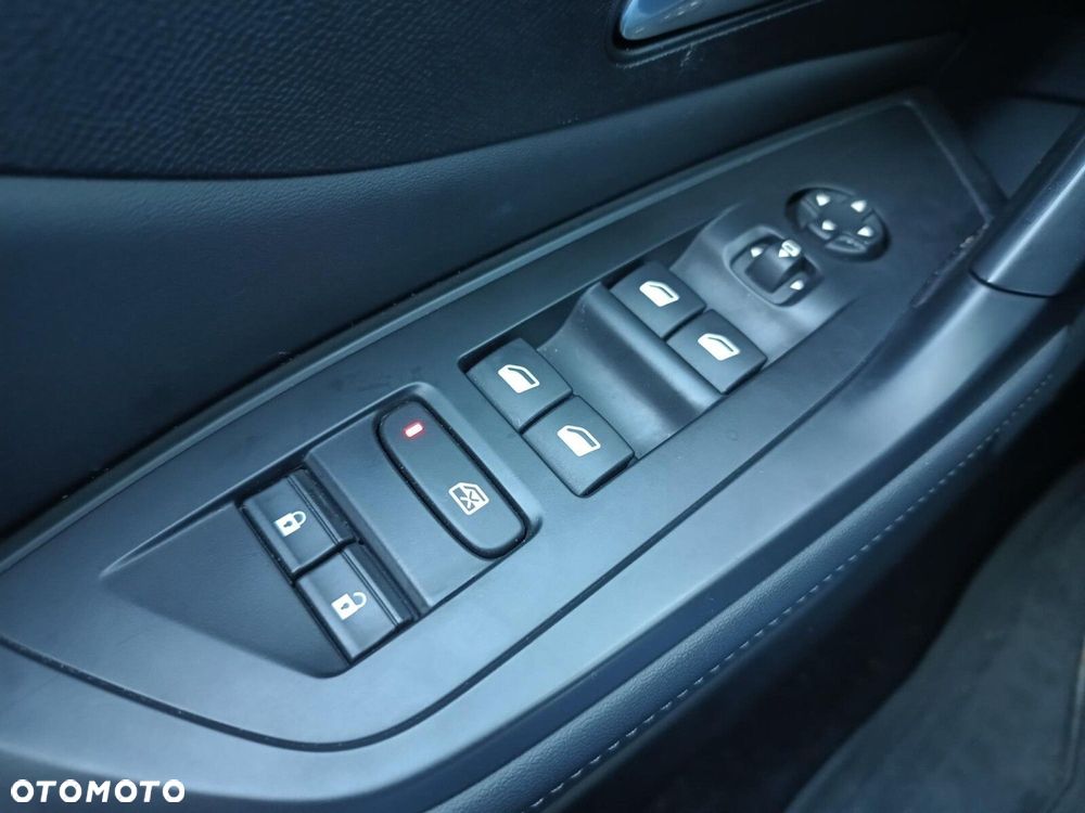 Peugeot 308 1.2 PureTech Allure Pack S&S EAT8 - 23