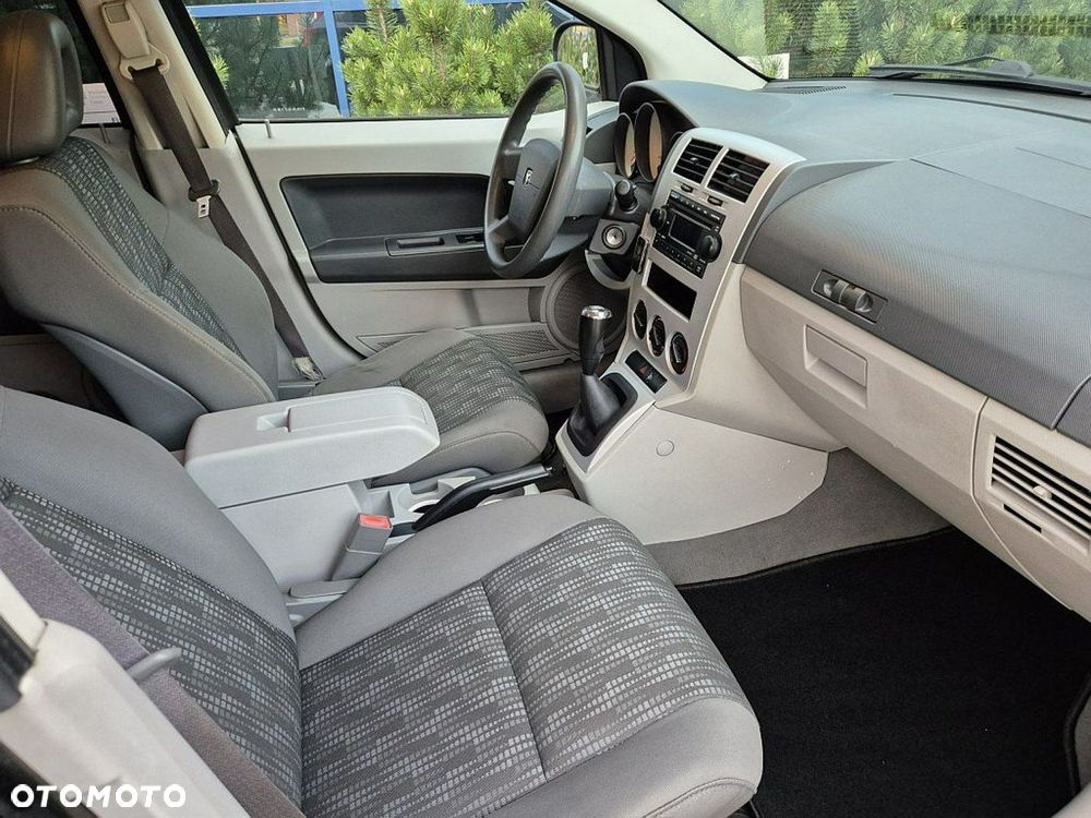 Dodge Caliber - 21