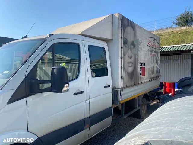 Volkswagen Crafter - 1