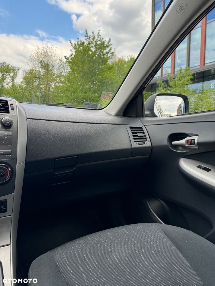 Toyota Corolla 1.33 VVT-i Luna - 10