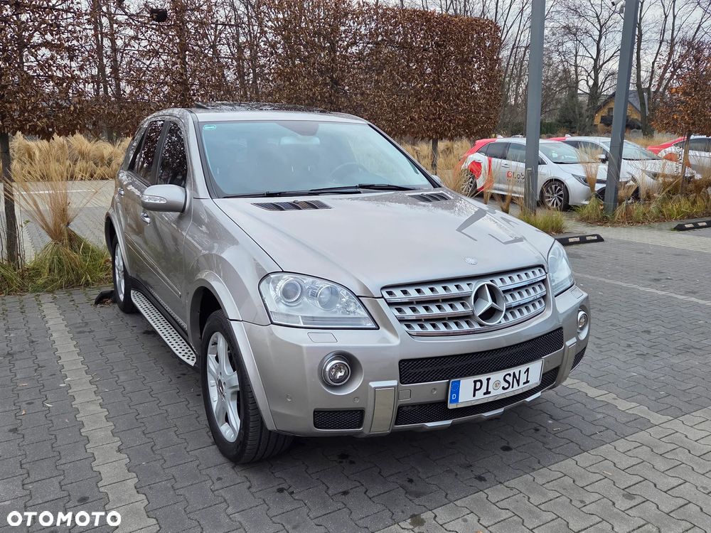Mercedes-Benz ML - 2