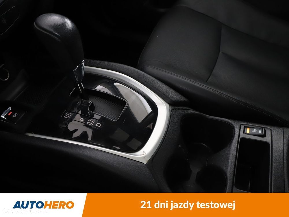 Nissan X-Trail 1.6 DCi Tekna Xtronic 2WD - 25