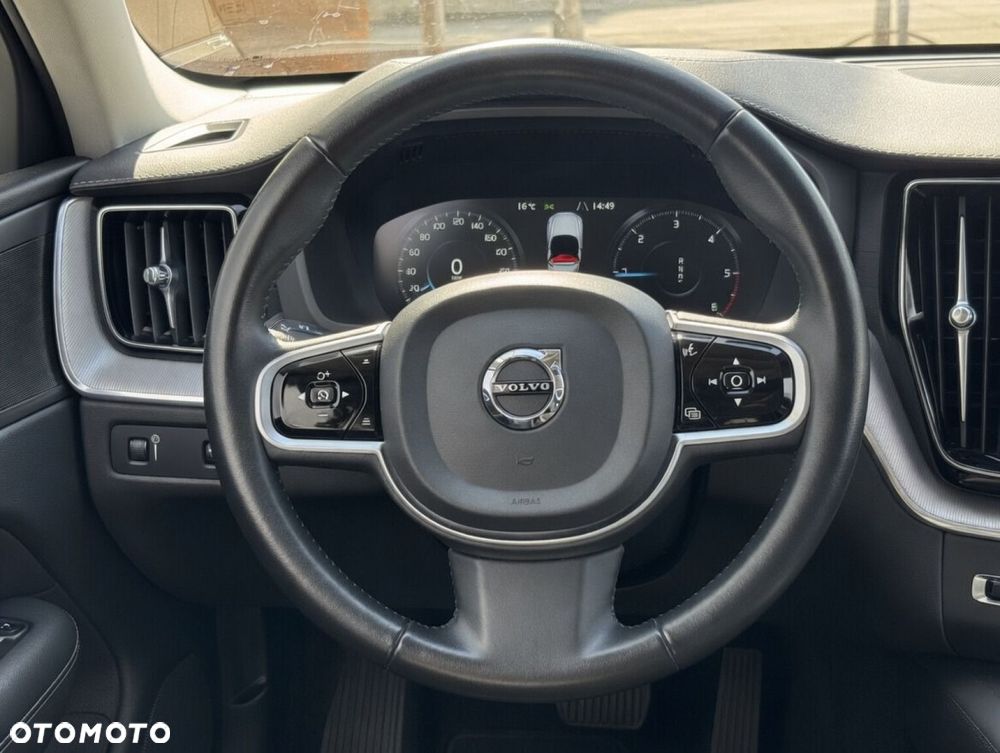 Volvo XC 60 - 18