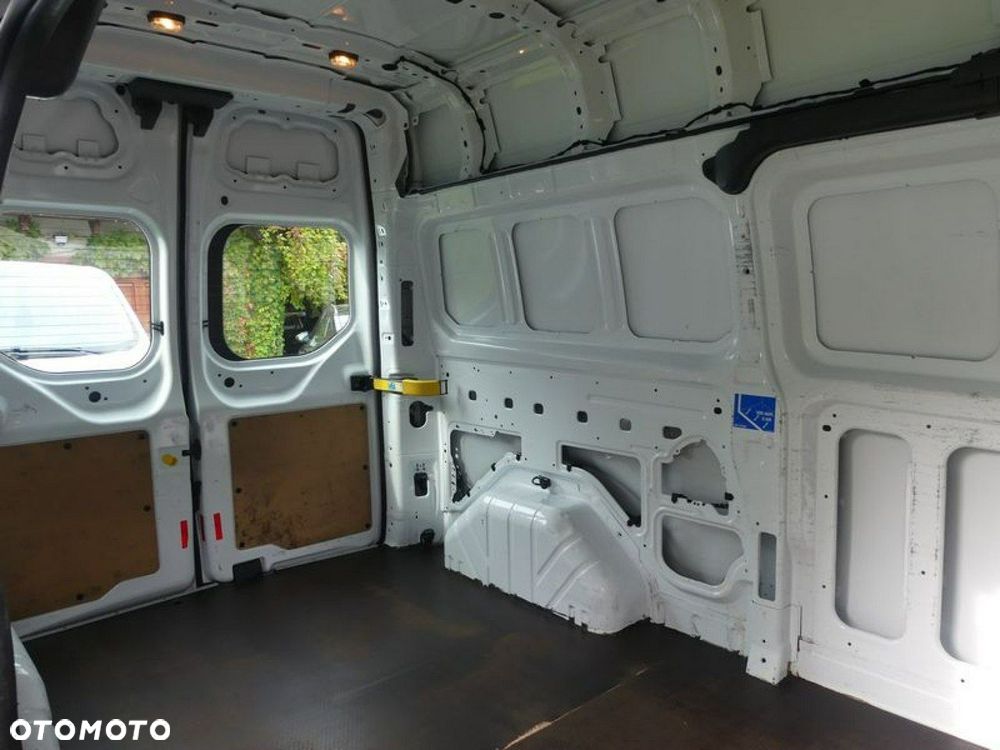 Ford Transit Custom - 7
