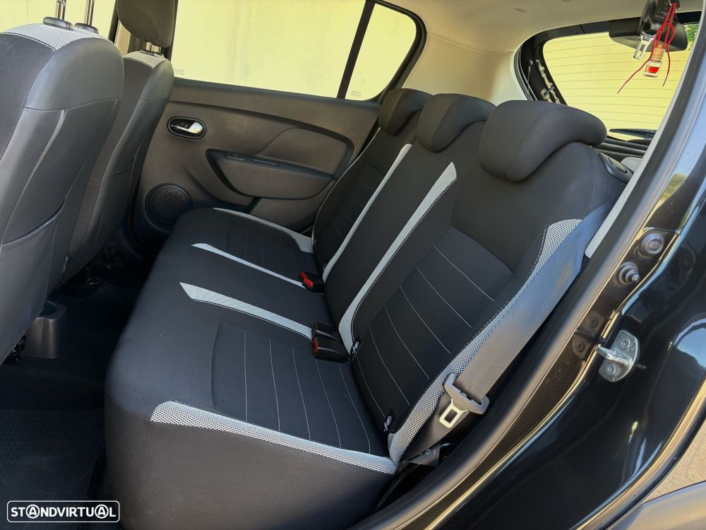 Dacia Sandero 0.9 TCe Stepway - 18