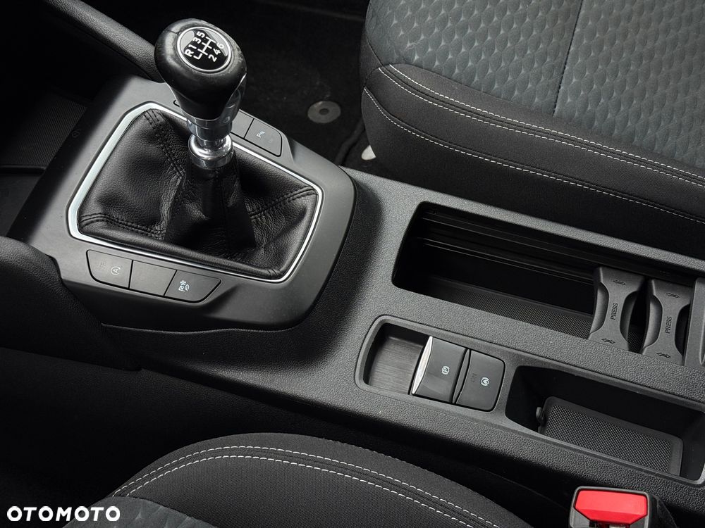 Ford Kuga 2.0 EcoBlue Hybrid TITANIUM - 19